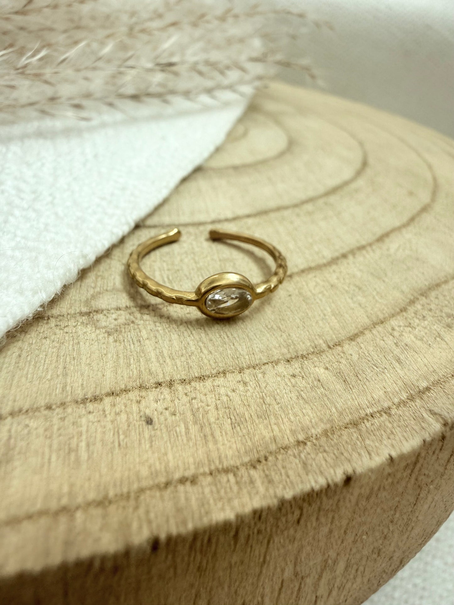 Ring "DIAMOND" in Gold