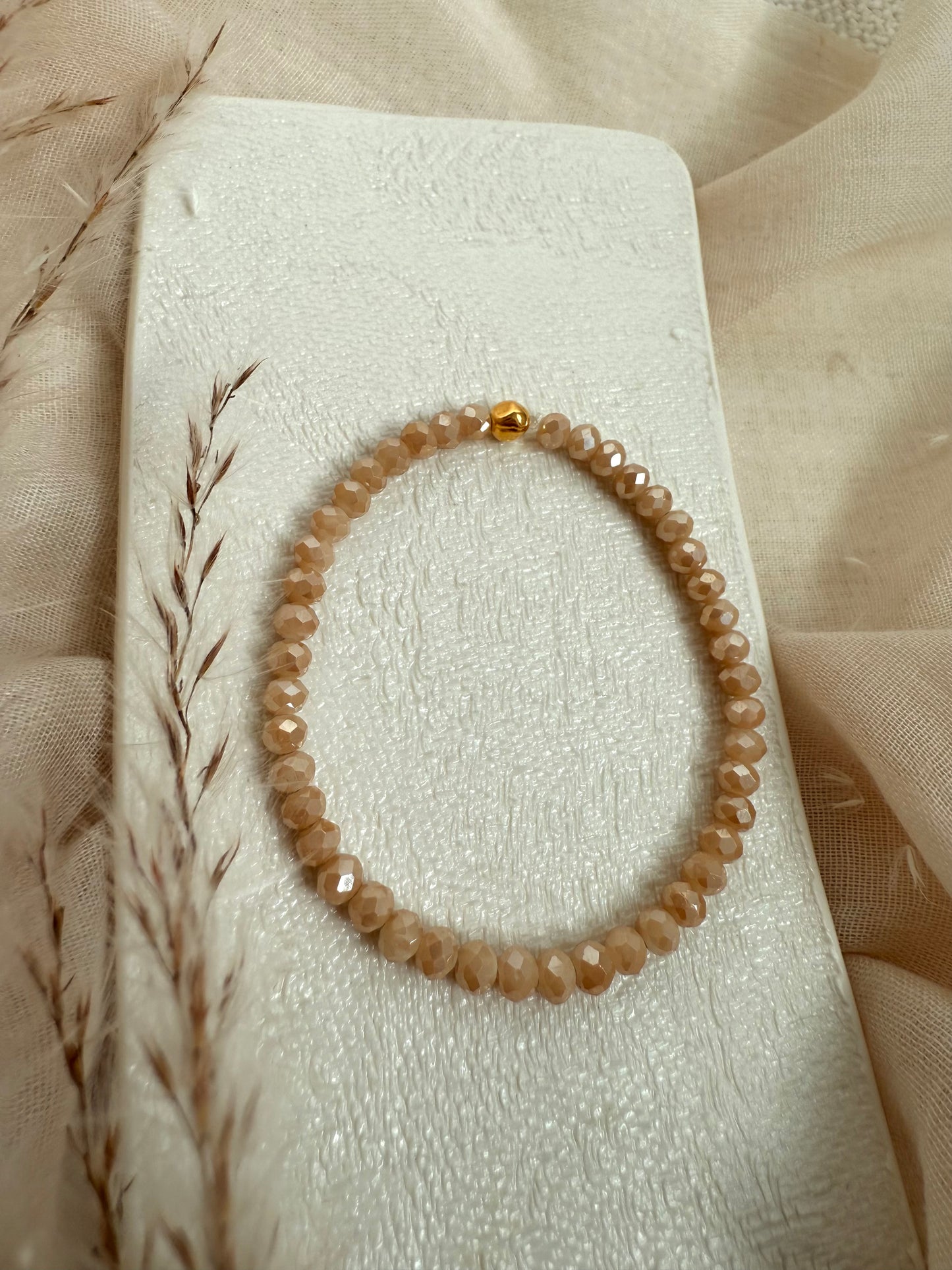 Perlenarmband "Beige"