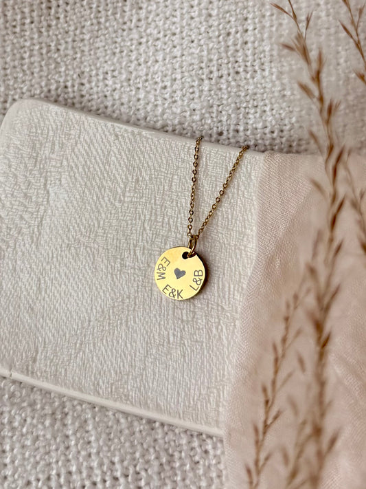 Gravur Halskette "Buchstaben & Herz"