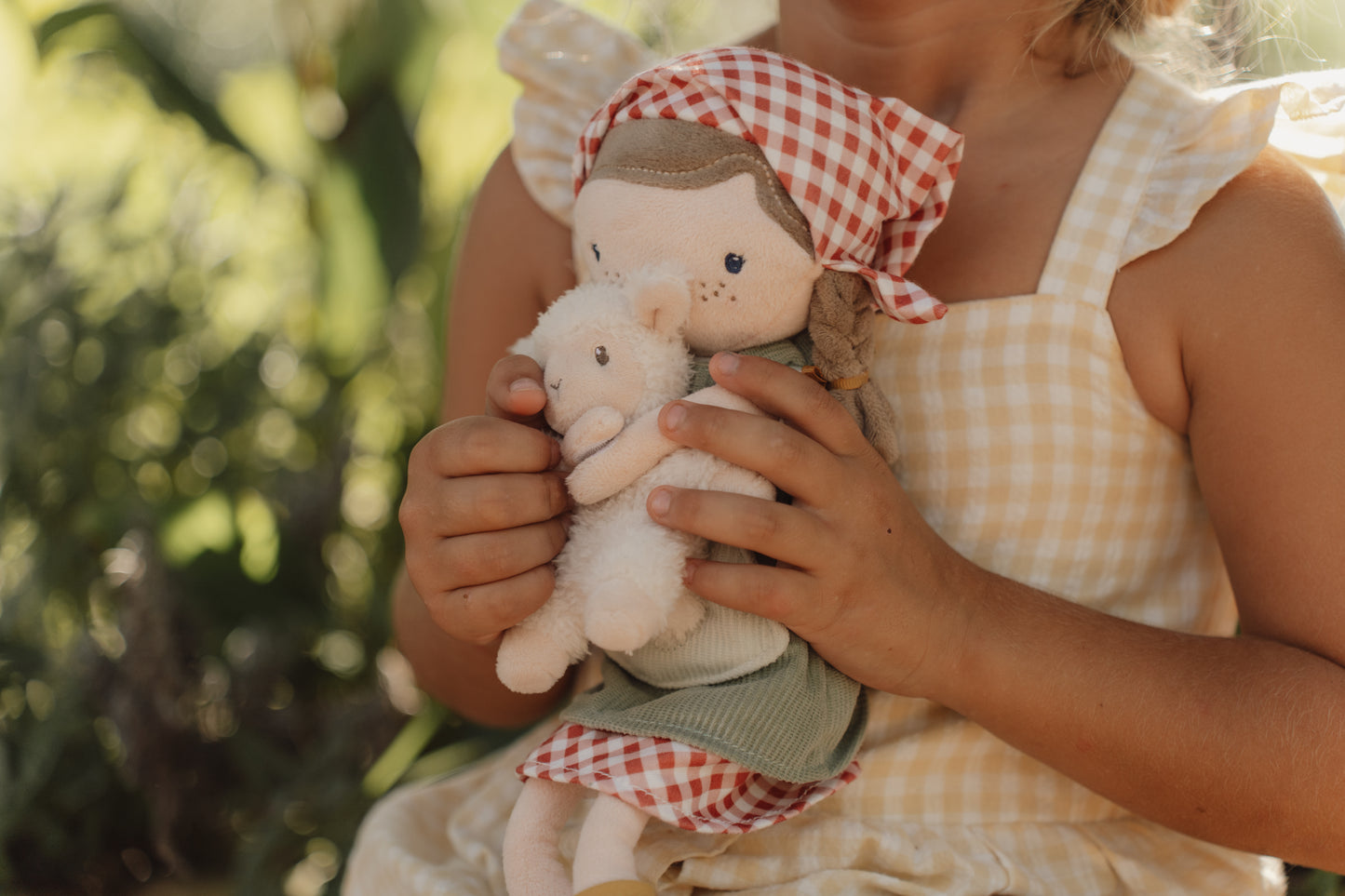 Kuschel Puppe "Rosa" mit Schäfchen 35cm