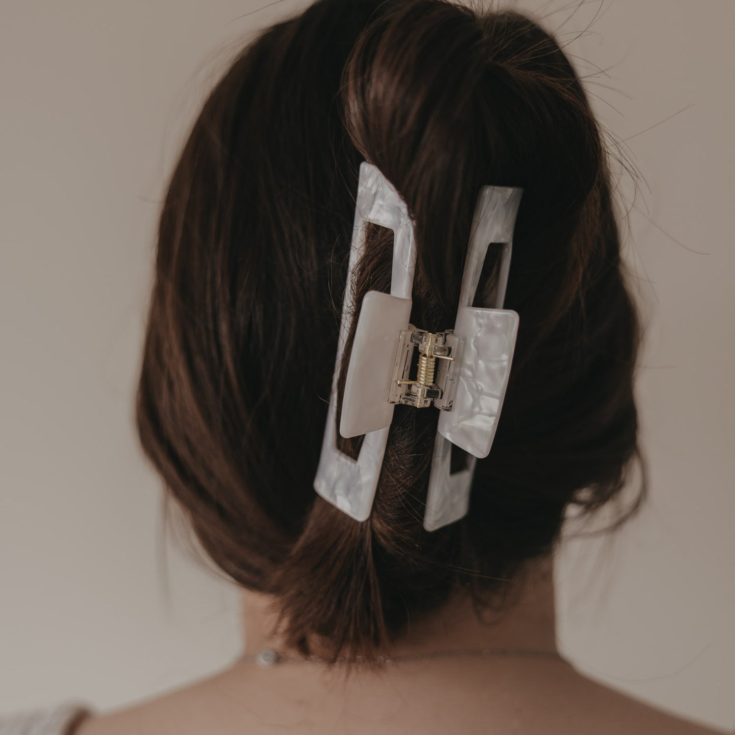 Haarspange eckig Maxi "Herz" schwarz Pearl