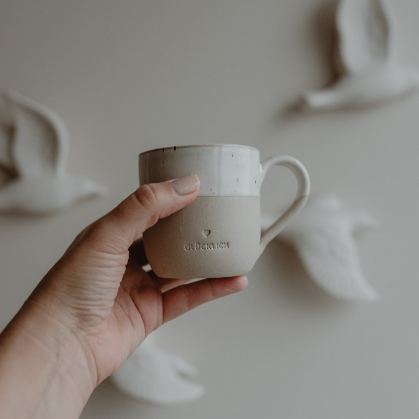 Kleine Cappuccino Tasse Glücklich